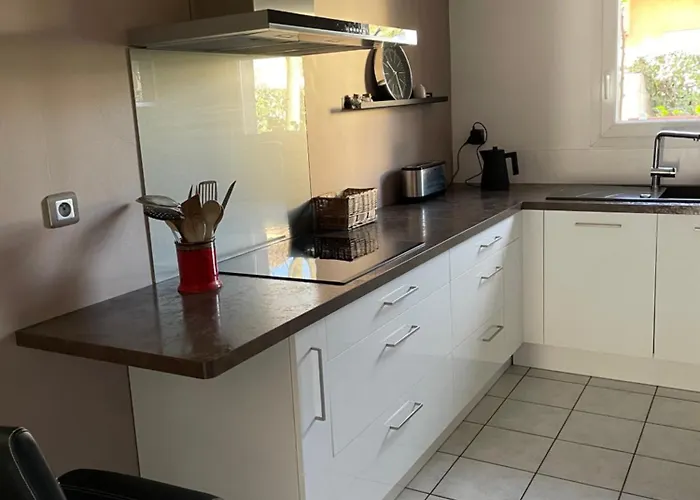 Charmante Au Calme Proche De Montpellier, Et Rivière Animaux Acceptés Villa *