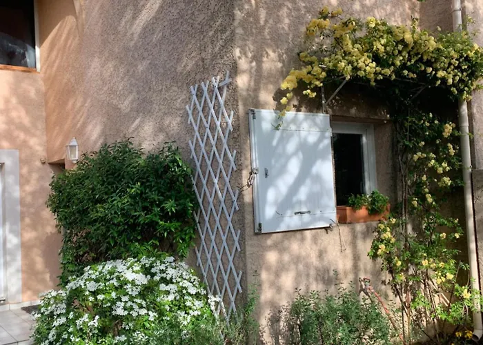 Charmante Au Calme Proche De Montpellier, Et Rivière Animaux Acceptés * Saint-Gely-du-Fesc