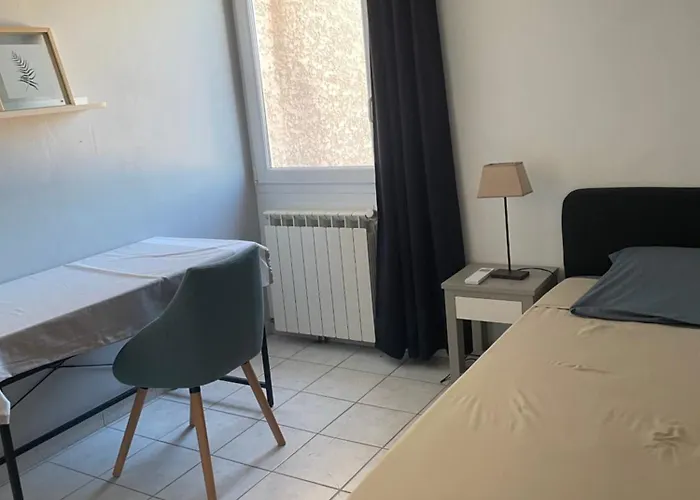 Charmante Au Calme Proche De Montpellier, Et Riviere Animaux Acceptes